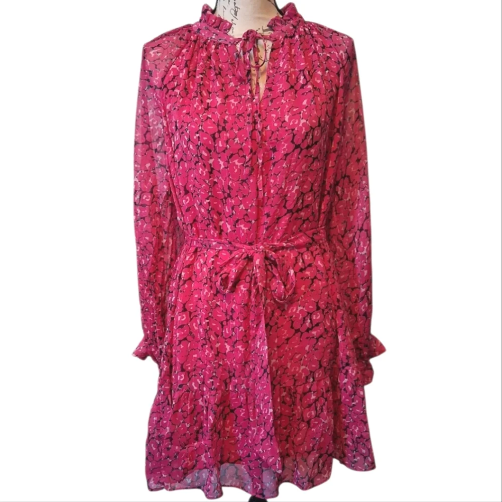 FATE magenta floral print long sleeve belted mini dress. Medium NWT - Picture 1 of 10